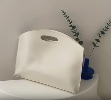 La Porte des Nuages — Le sac des passages doux