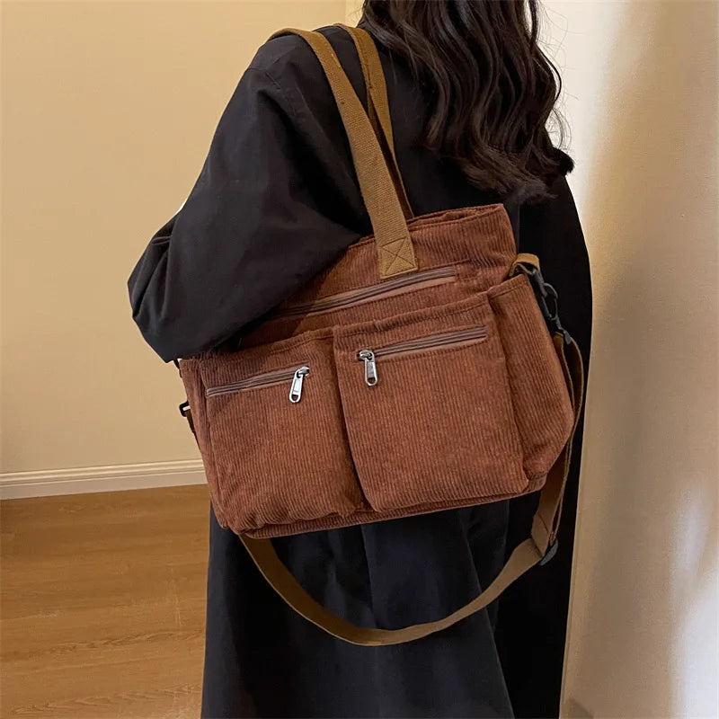 Les Murmures du Velours — Quand le sac devient confident