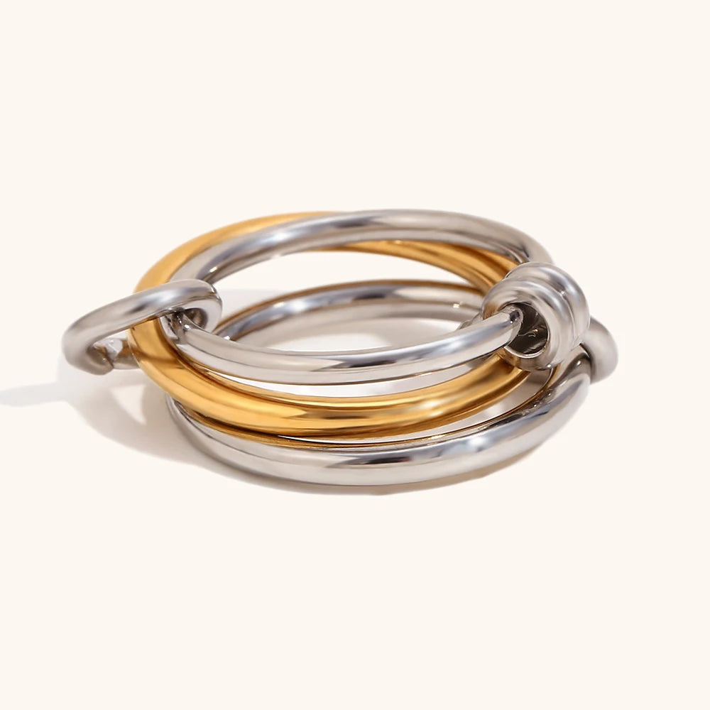 Charme Éternel - Bague Entrelacée