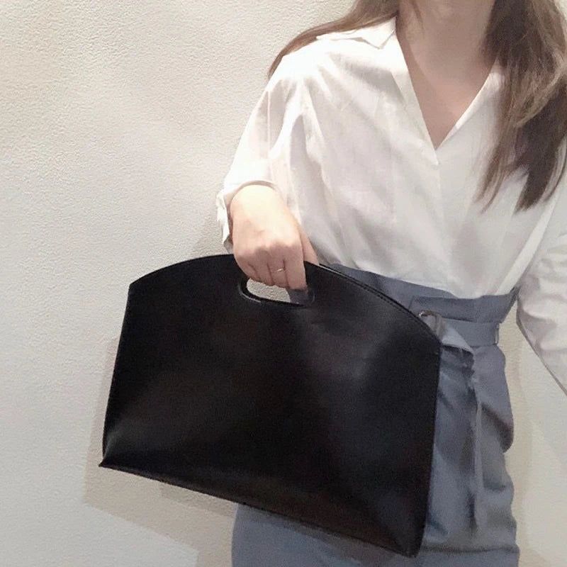 2. L’Anse Noire — Le sac des lignes pures
