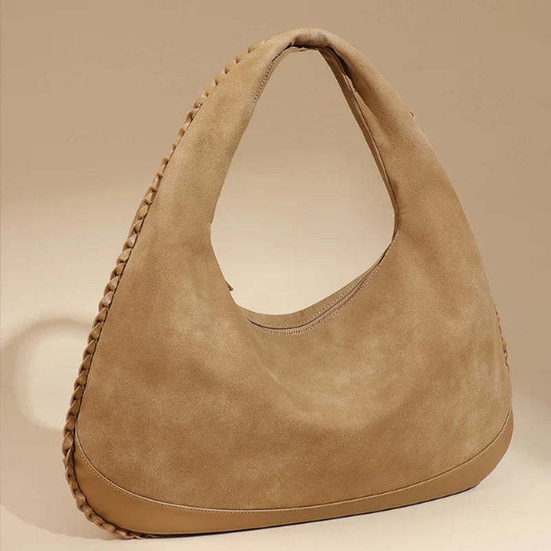 La Besace des Brumes — Le sac des voyageuses de l’invisible