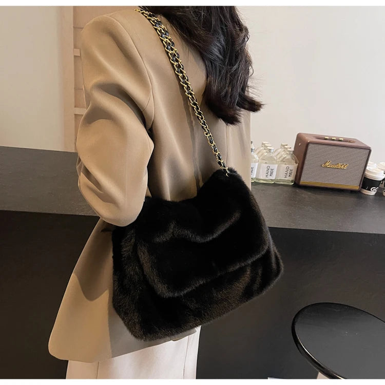 Reine des Ombres — Le Sac aux Éclats Immortels