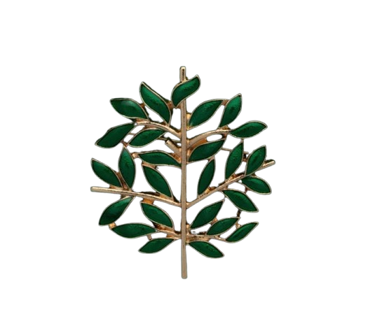 La Broche des Arbres Sacrés — La lumière dorée des traditions vivantes