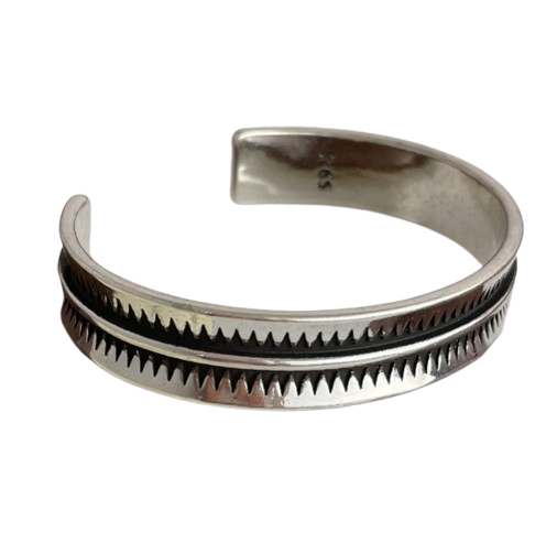 Tribal Sterling – La Pièce Sculptée