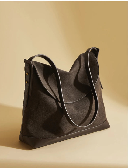 Terre Sombrelle — Le Sac aux Éclats Retenus