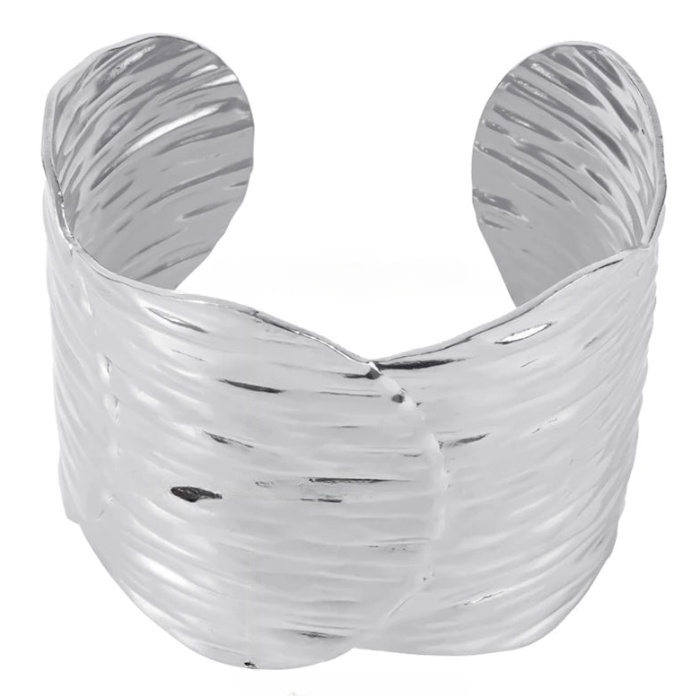 Nervure Sacrée – Le Bracelet Sculptural