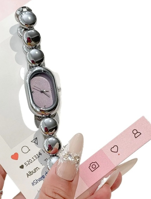 La Lueur des Perles Astrales — Montre des Élans Sereins