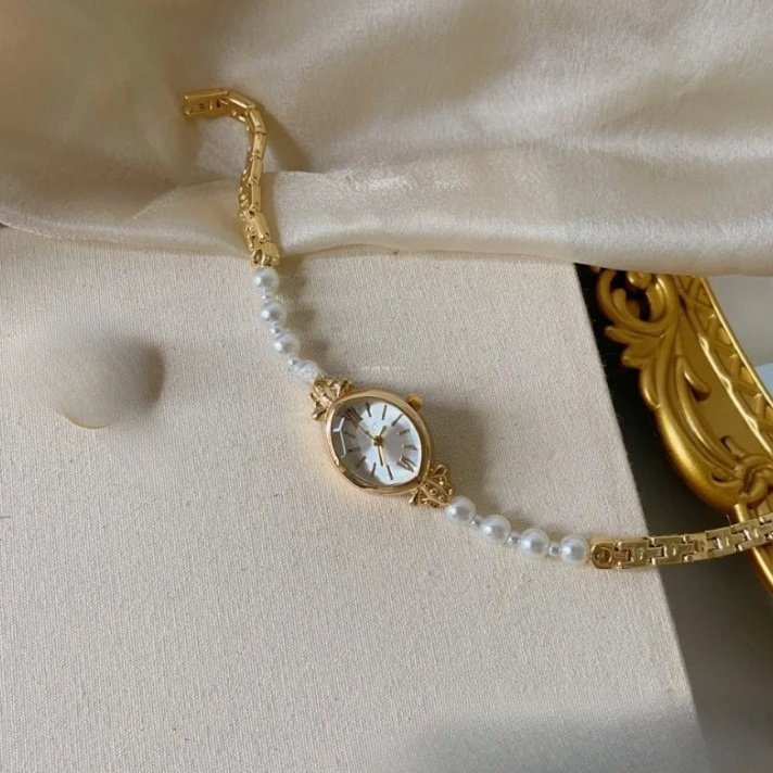 La Perle du Temps Antique — Montre des Rêves Hérités
