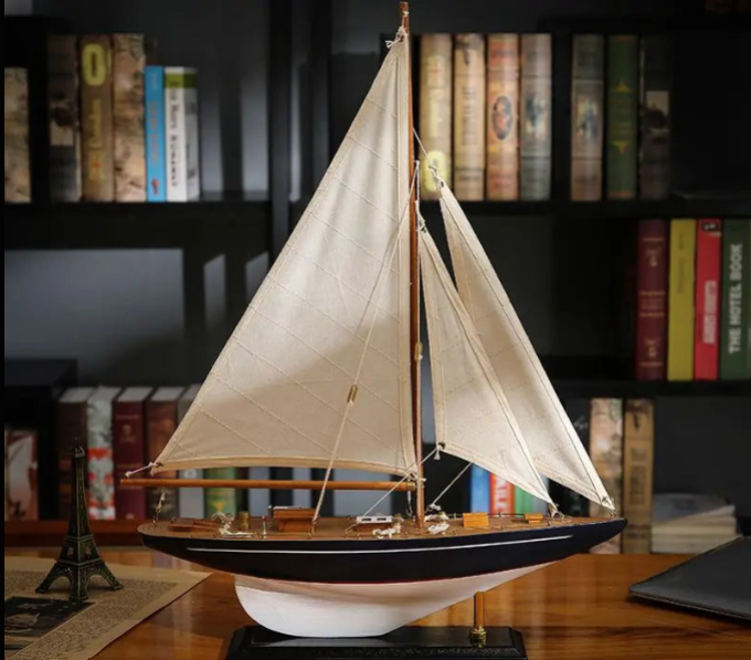 Voilier des Lointains — La Pièce aux Voiles Murmurantes