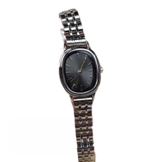 La Nuit des Maillons Argentés — Montre des Heures Sombres