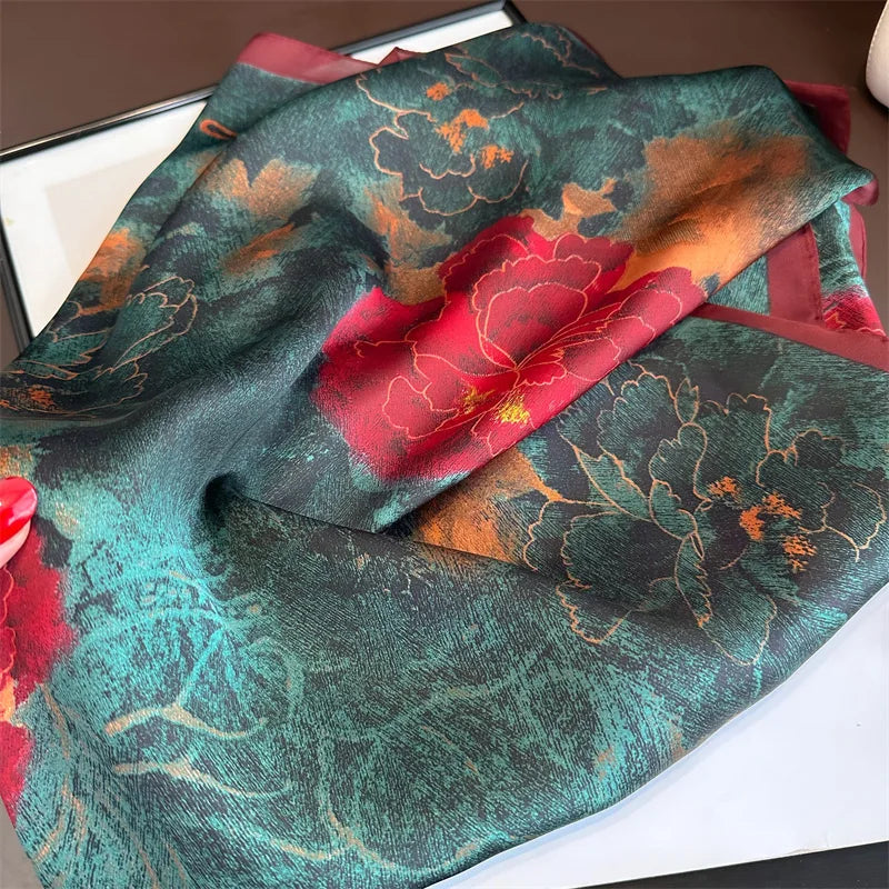 Le Foulard des Nuits Florales - La lumière rouge des feuillages intimes