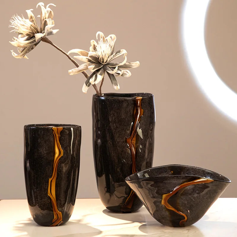 Le Vase des Brasiers Nocturnes — Le Messager des Flammes Intérieures