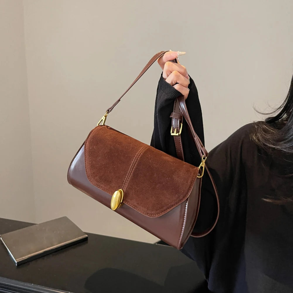 Reine Pourpre — Le Sac aux Murmures Dorés