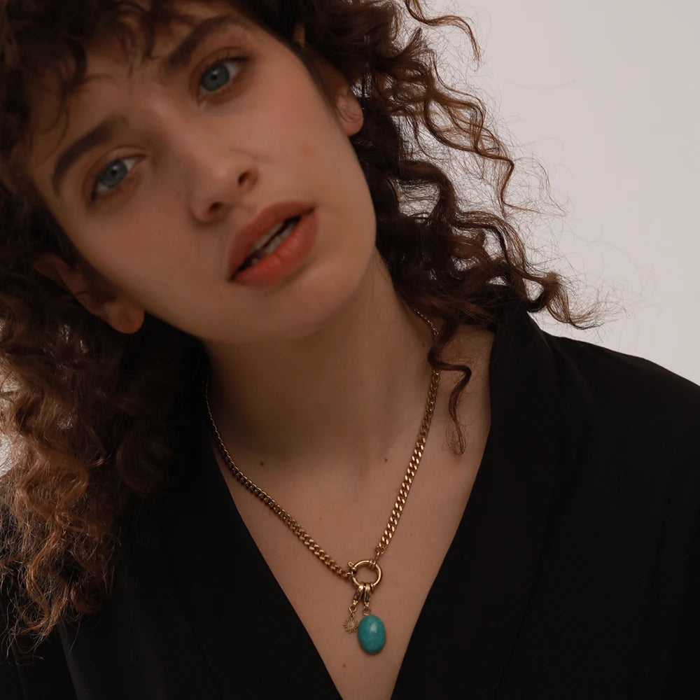 L’Aube Turquoise — Les Lueurs de la Beauté Vivante