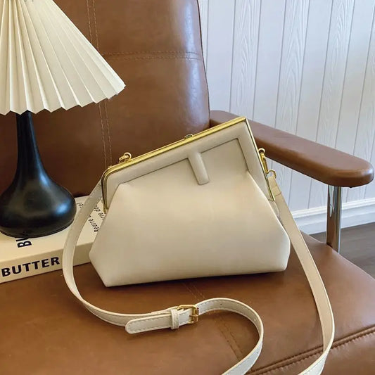 Aube d’Ivoire — Le Sac aux Lueurs Astrales