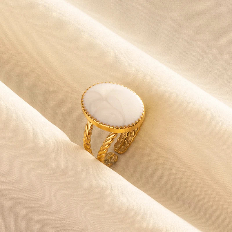Oasis Dorée - La Bague de Sérénité