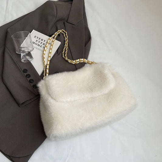 Blancheur Sacrée — Le Sac aux Lueurs Veloutées