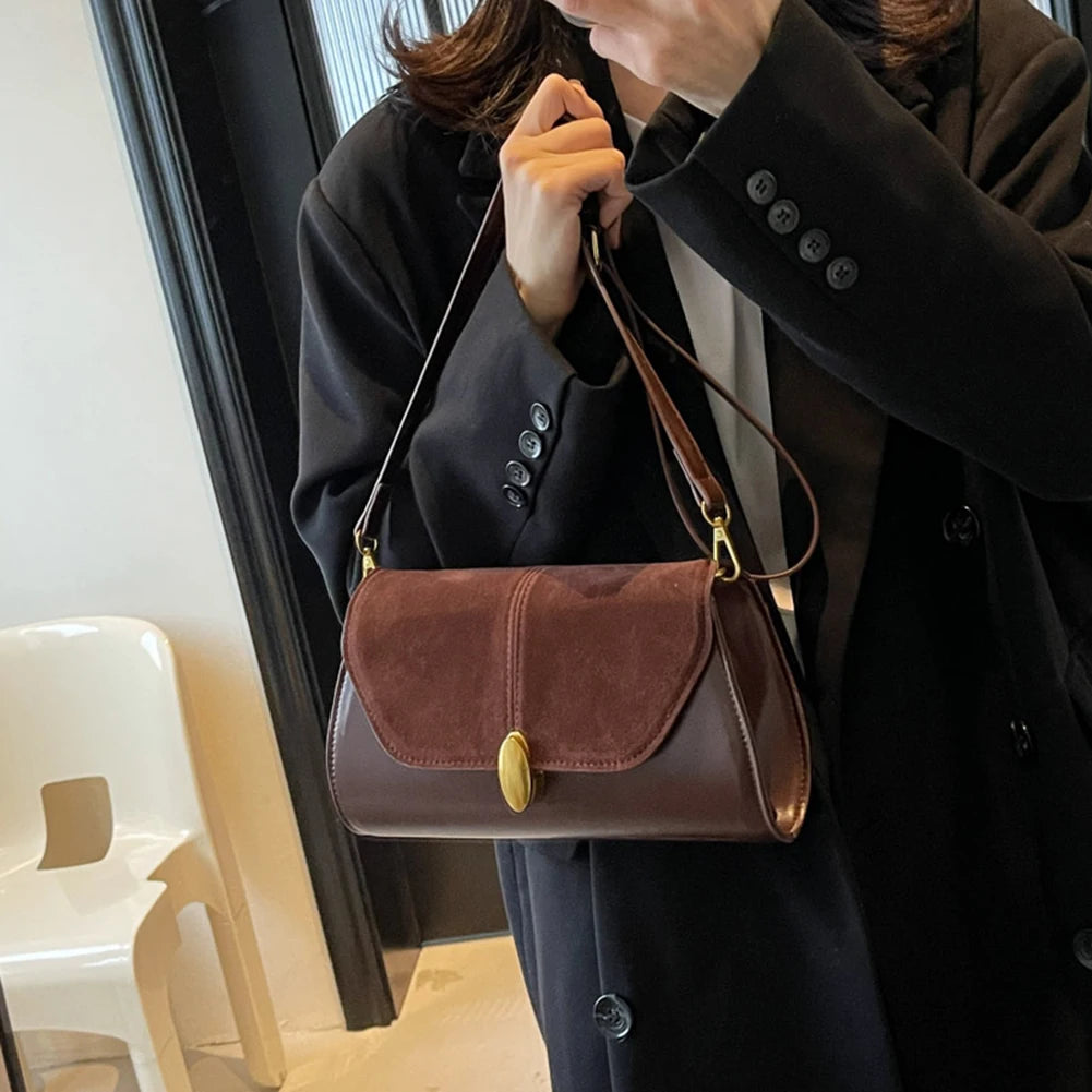 Reine Pourpre — Le Sac aux Murmures Dorés