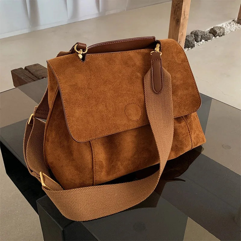 Le Souffle des Terres Dorées — Le Sac aux Courbes Vagabondes