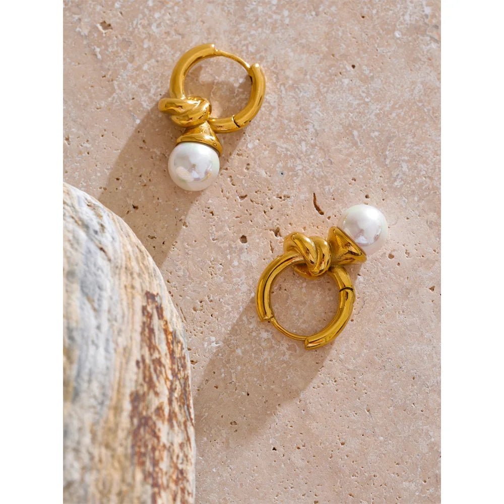 Les Lueurs des Nœuds Sacrés — Les Talismans de Nacre