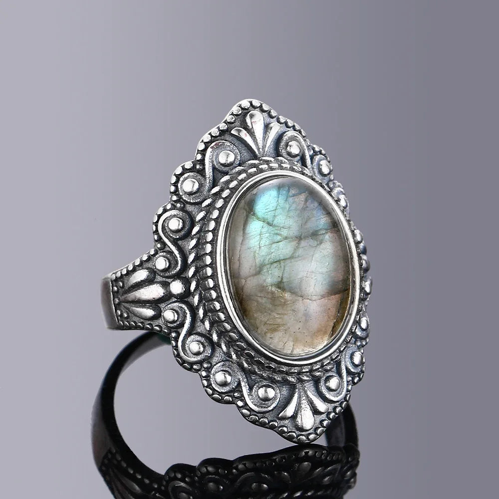 Lueur Lunaire - Bague en Labradorite aux Reflets Mystérieux